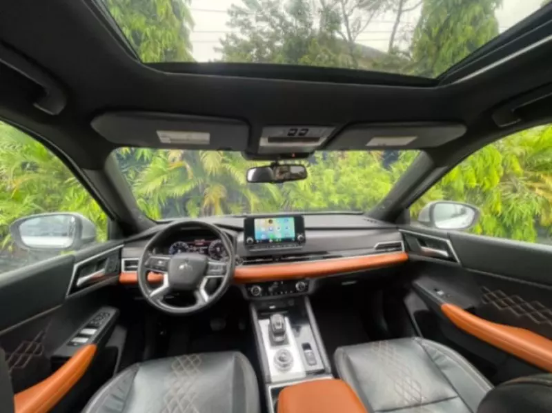 Mitsubishi OUTLANDER   - 2023