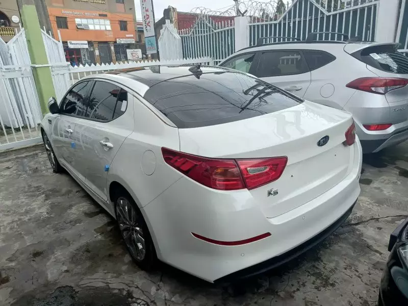KIA K5   - 2015