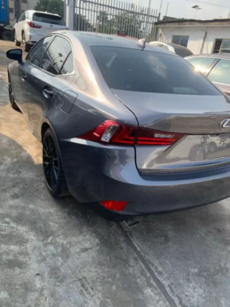 Lexus IS 250   - 2014