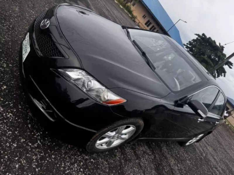 TOYOTA Camry   - 2009