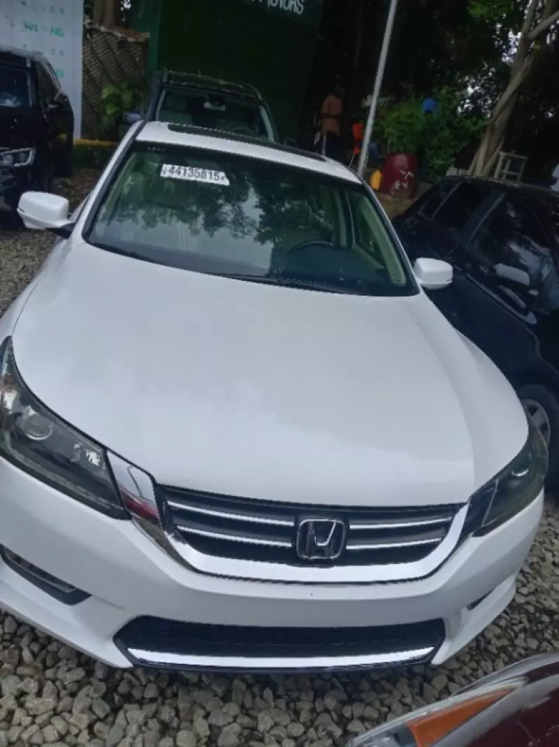 Honda Accord   - 2013