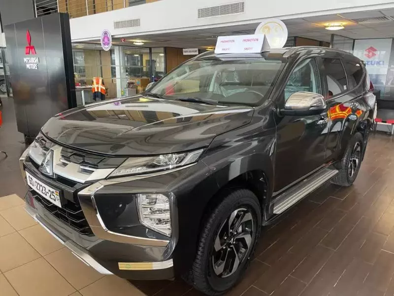 Mitsubishi Pajero Sport   - 2025