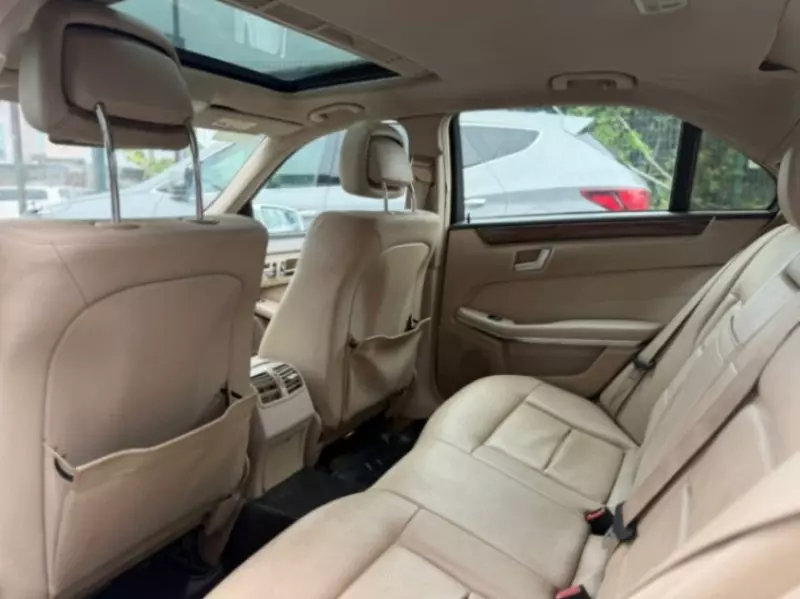 Mercedes-Benz E350   - 2014
