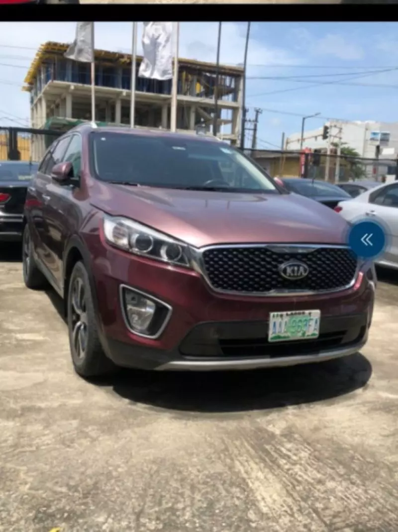 KIA Sorento   - 2017