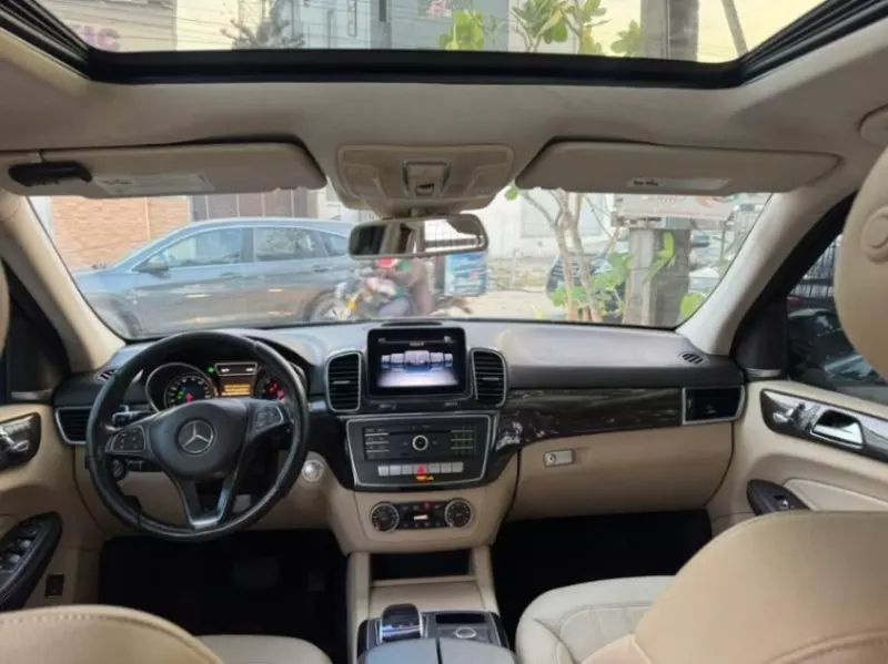 Mercedes-Benz GLE-Class   - 2018