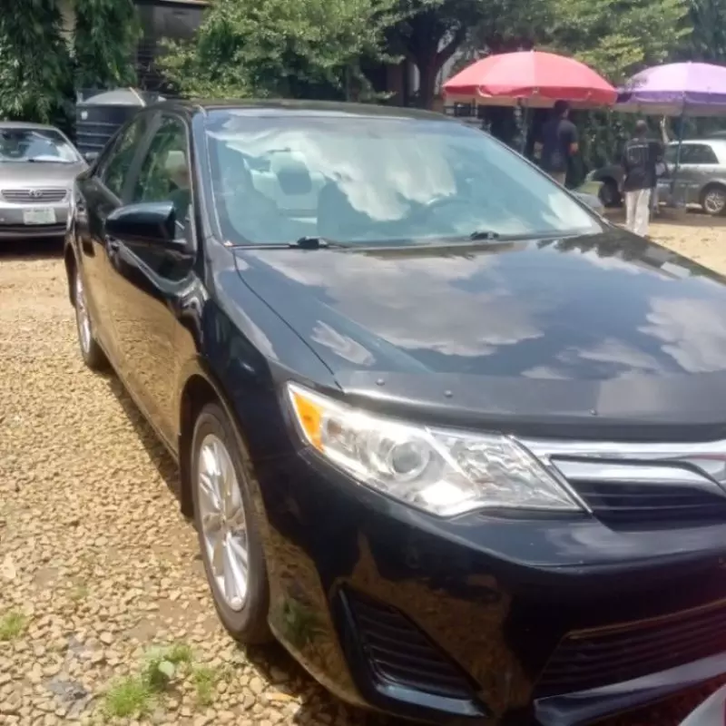 TOYOTA Camry   - 2012