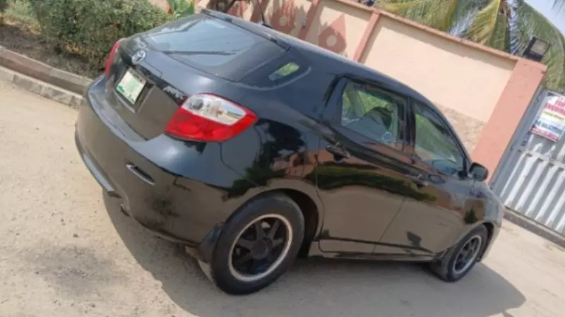 Toyota Matrix   - 2010