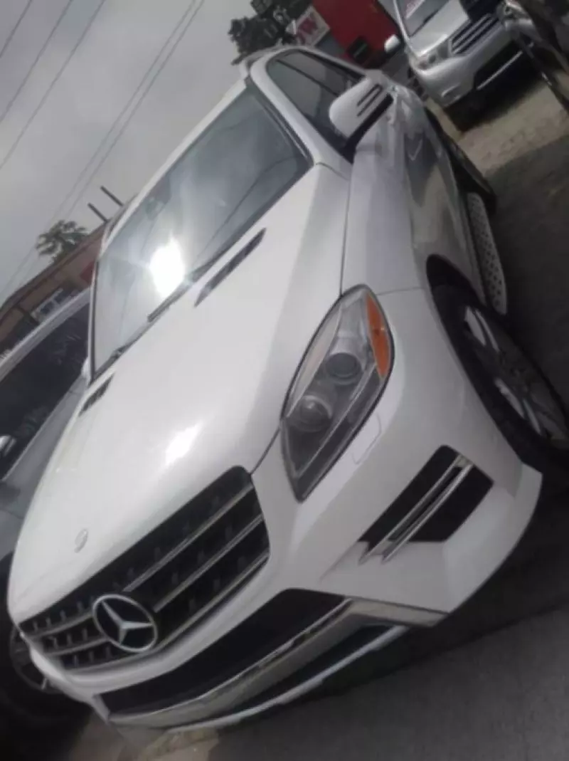 Mercedes-Benz ML-Class   - 2015