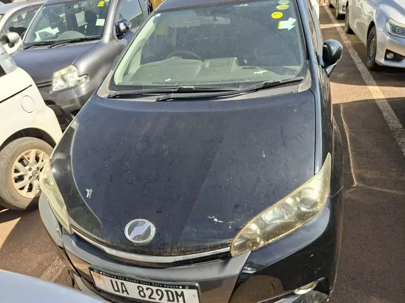 Toyota Wish   - 2012