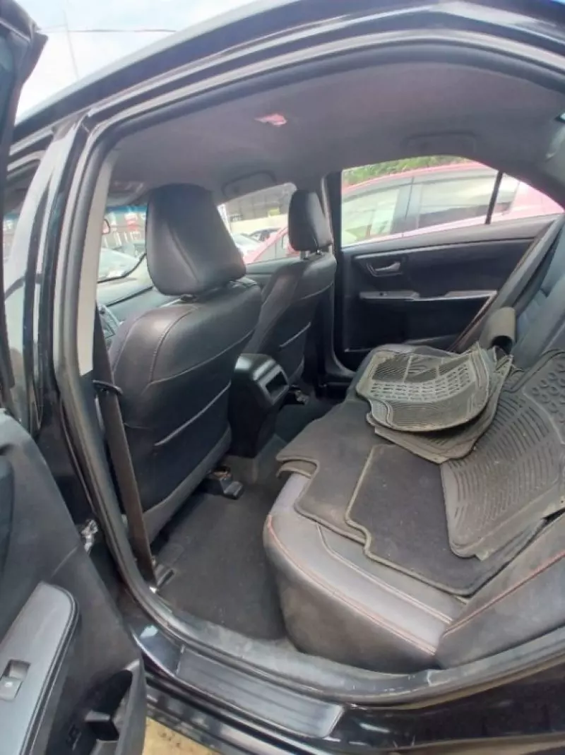 TOYOTA Camry - 2015