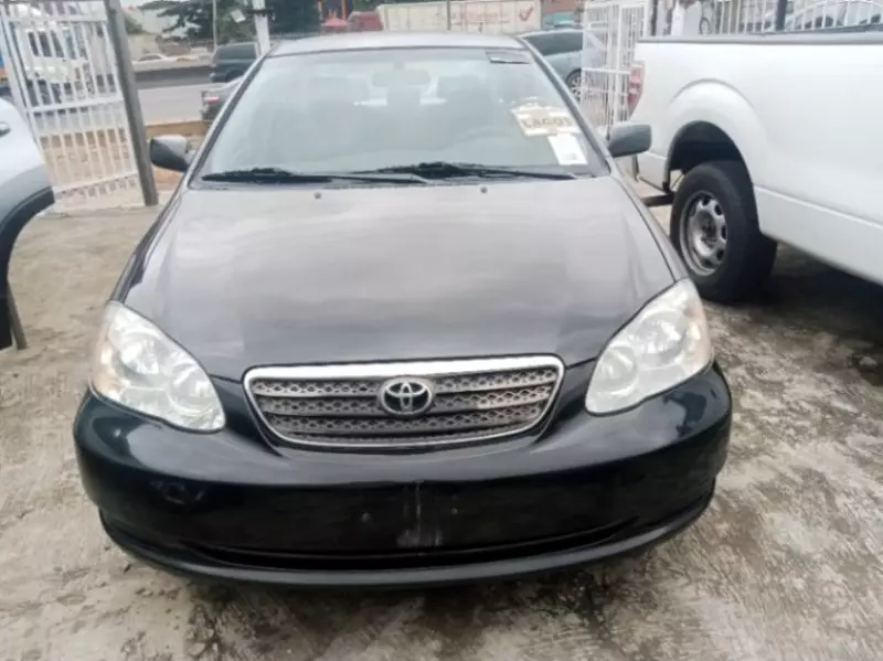 Toyota Corolla   - 2007
