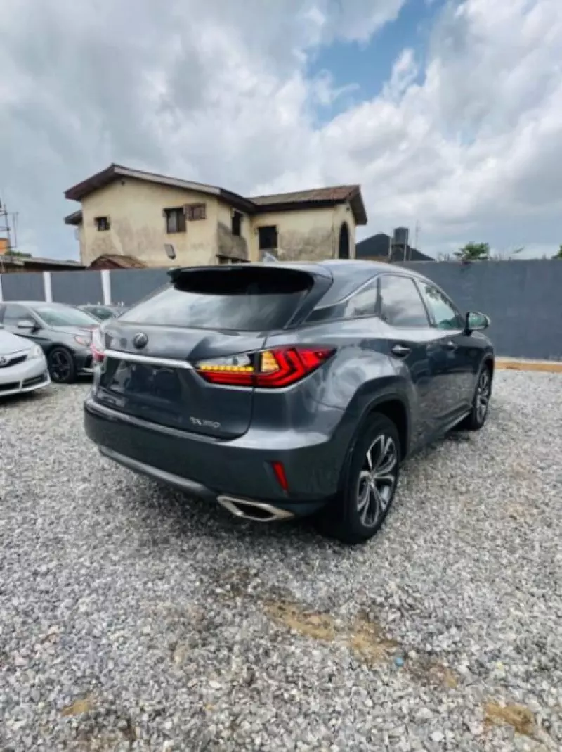 Lexus RX   - 2016