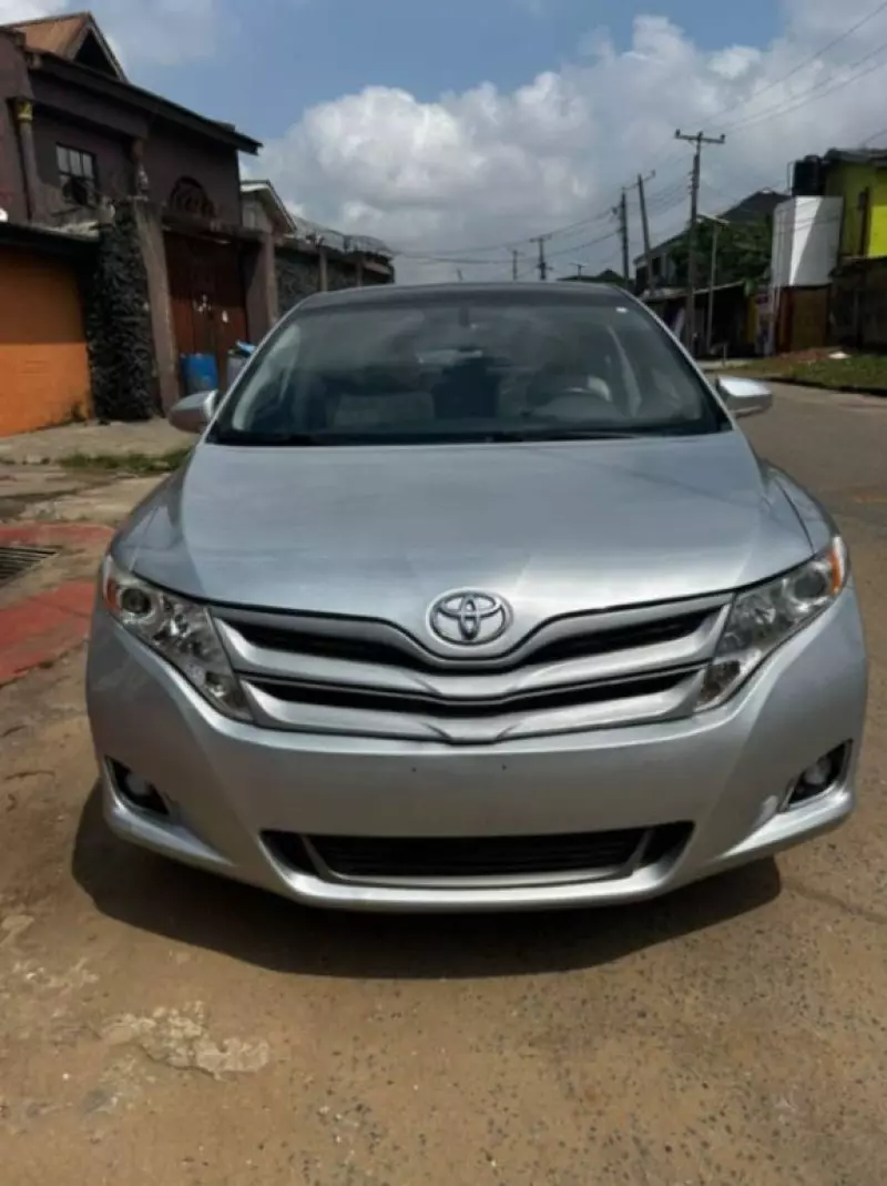 TOYOTA Venza   - 2016