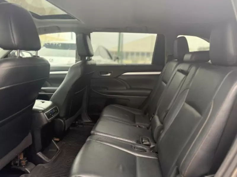 TOYOTA Highlander   - 2018