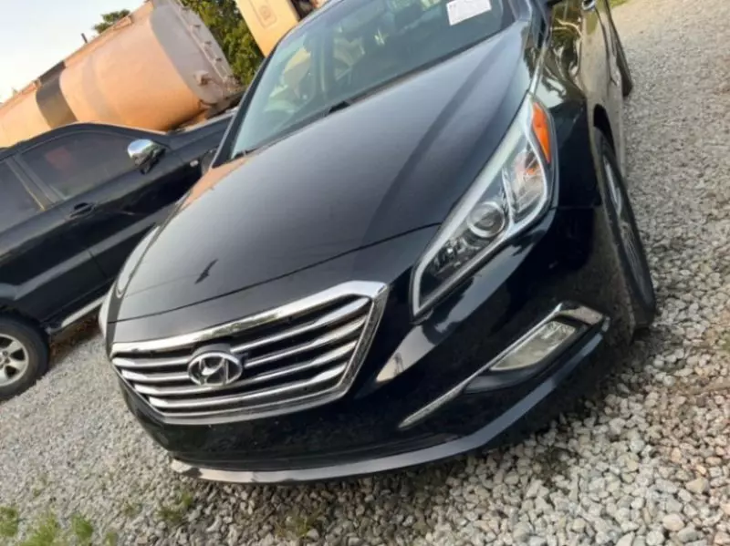 Hyundai Sonata   - 2015