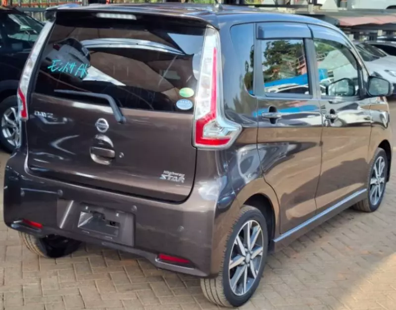 Nissan Dayz   - 2018