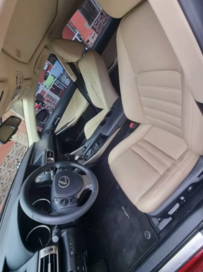 Lexus IS 250   - 2014