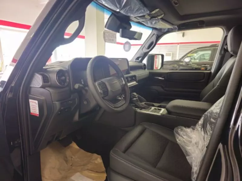 Toyota Prado   - 2025