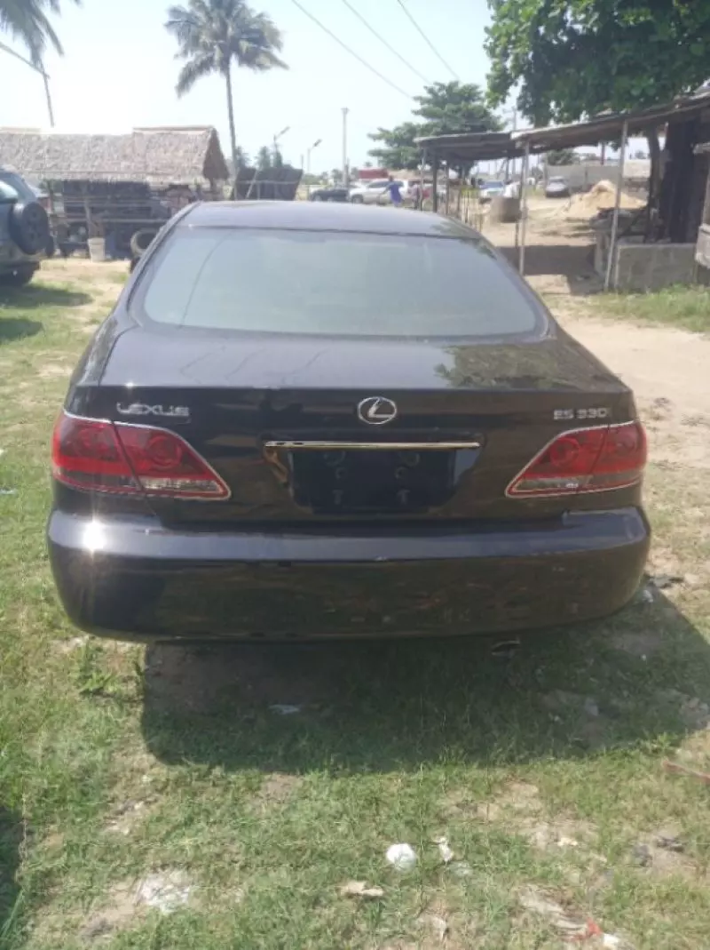 Lexus ES 330   - 2005