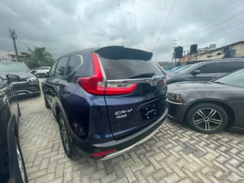 Honda CR-V   - 2017