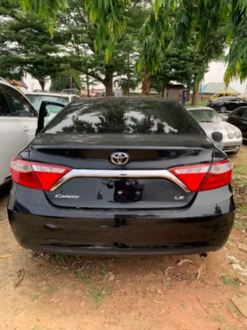 Toyota Camry   - 2007