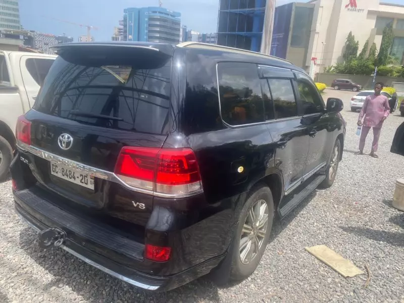 Toyota Land Cruiser GXR   - 2019