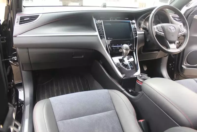 TOYOTA Harrier   - 2019