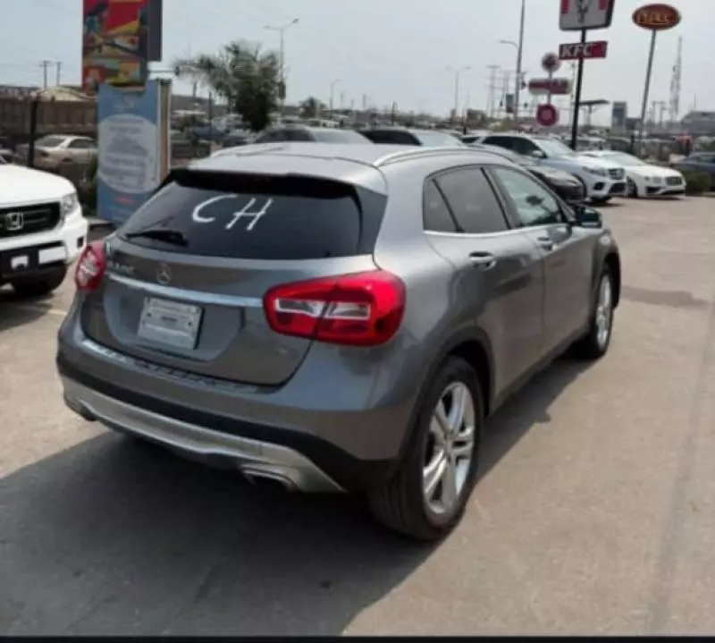Mercedes-Benz GLA 250   - 2016