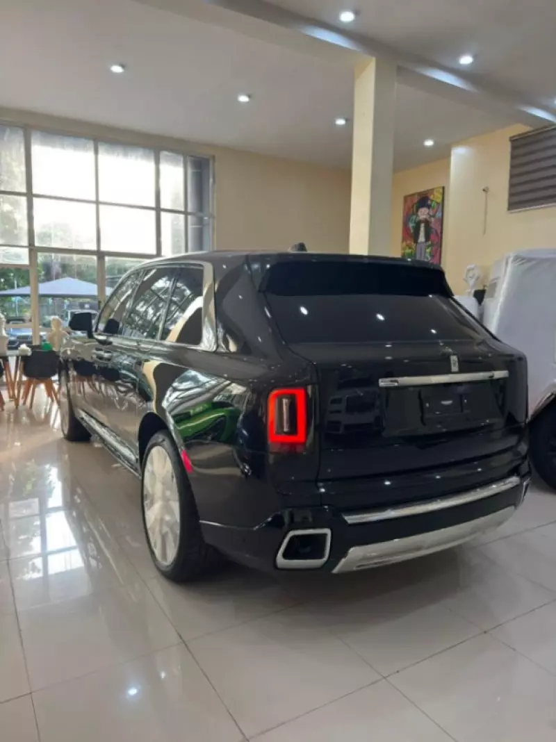Rolls-Royce Cullinan - 2025