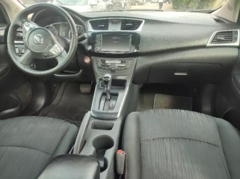 Nissan Sentra   - 2019