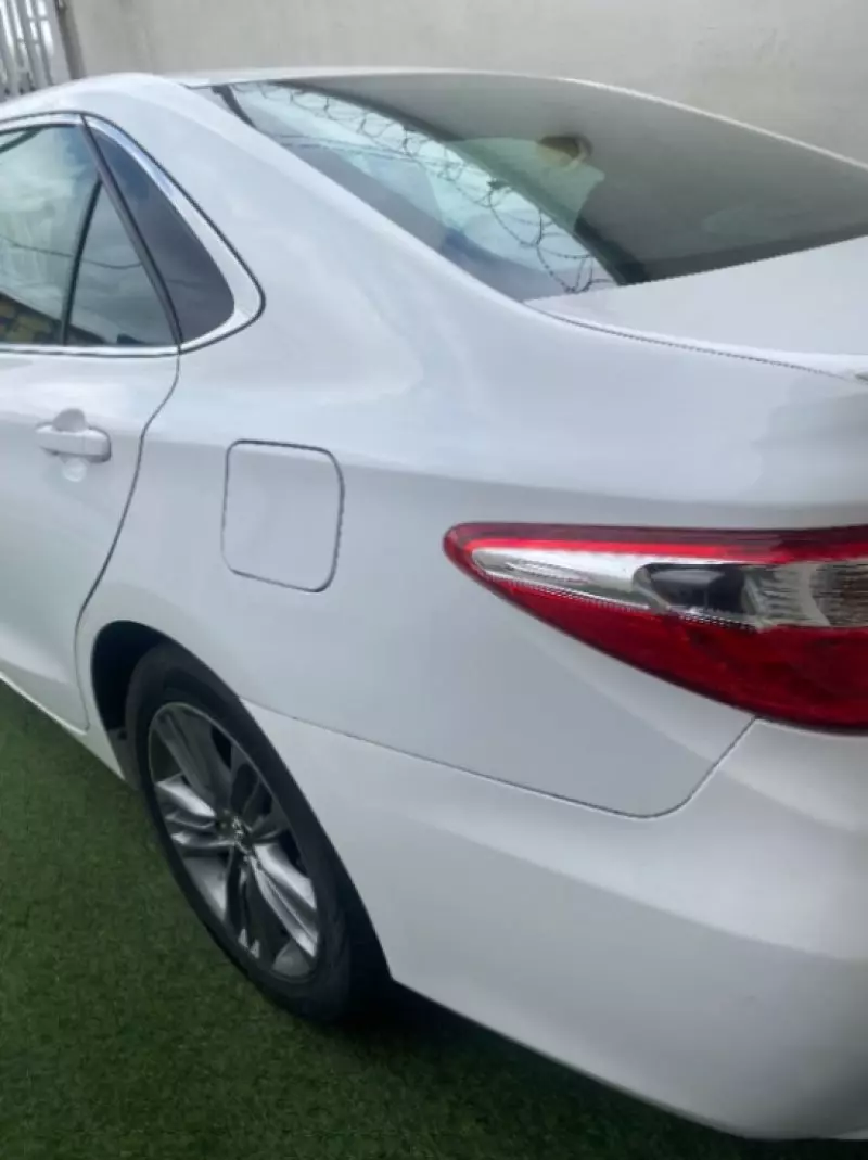 Toyota Camry   - 2017