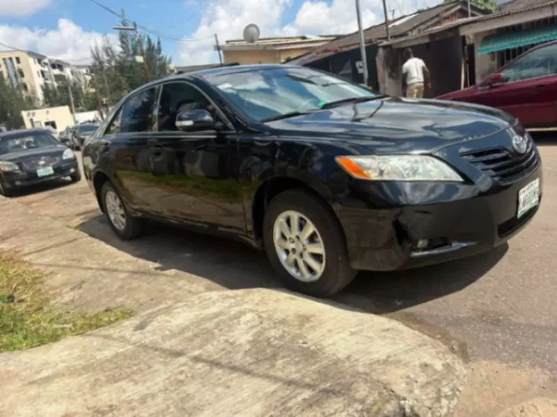 TOYOTA Camry   - 2009