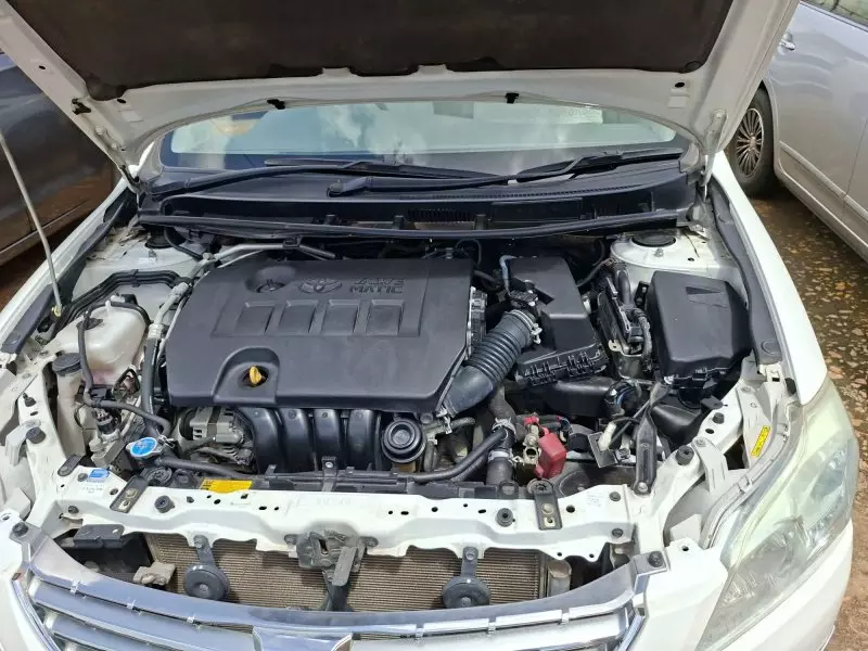 Toyota Premio    - 2011