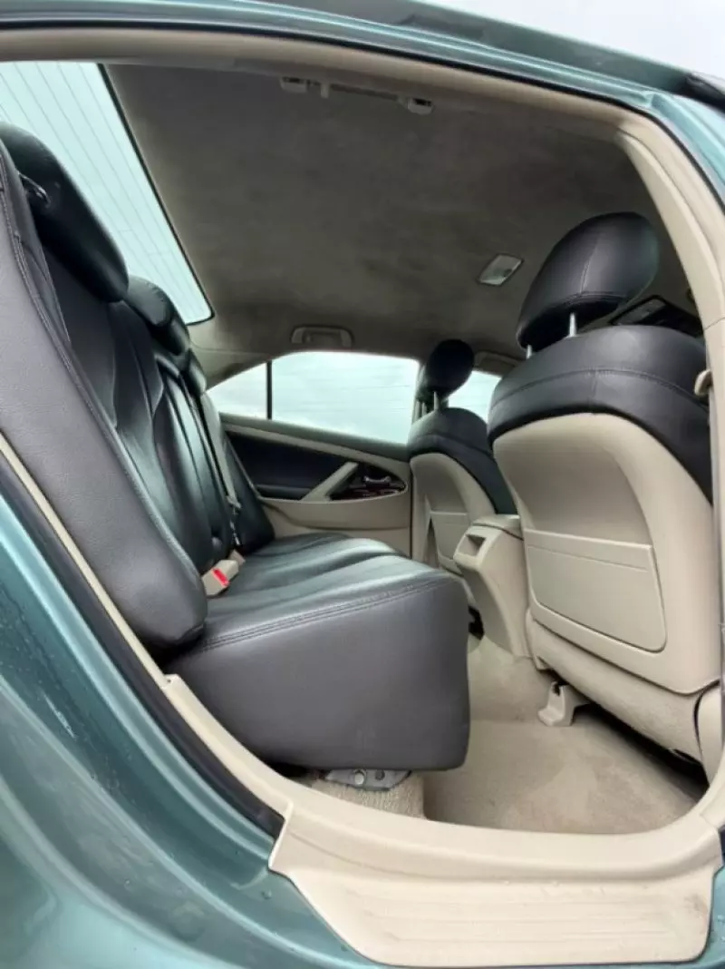 TOYOTA Camry   - 2009