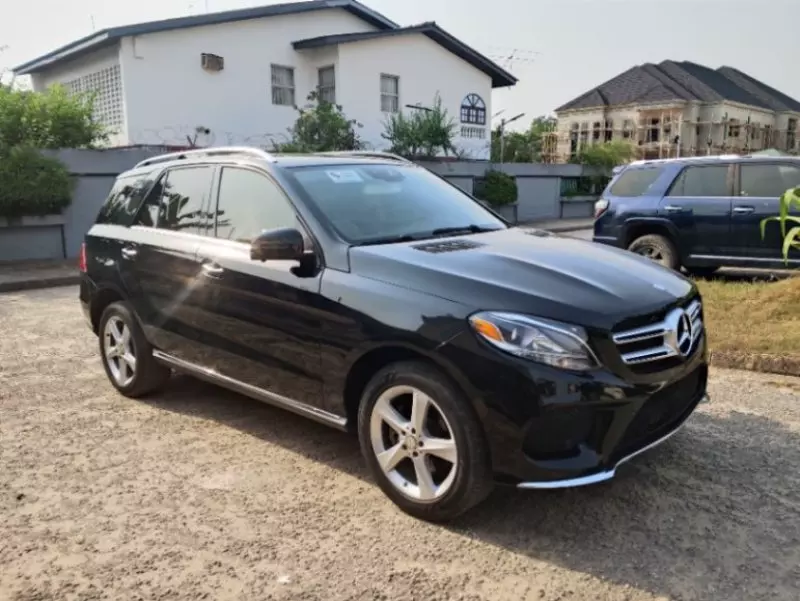 Mercedes-Benz GLE-Class - 2016