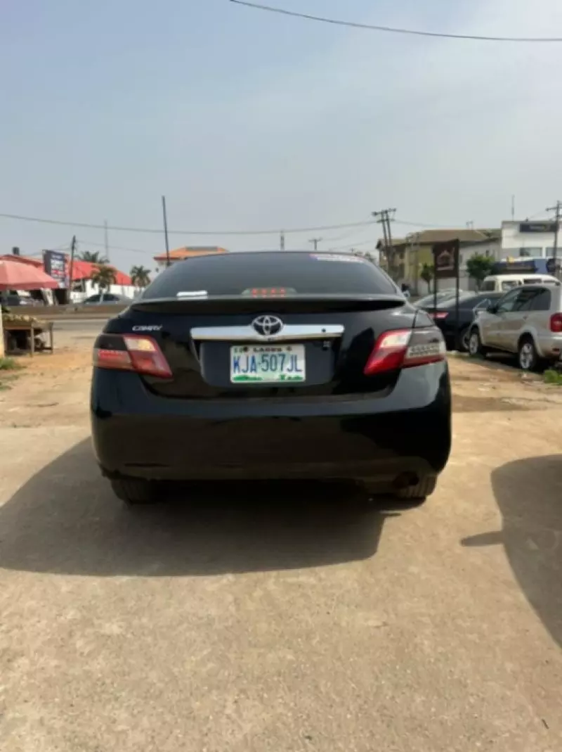 Toyota Camry   - 2007