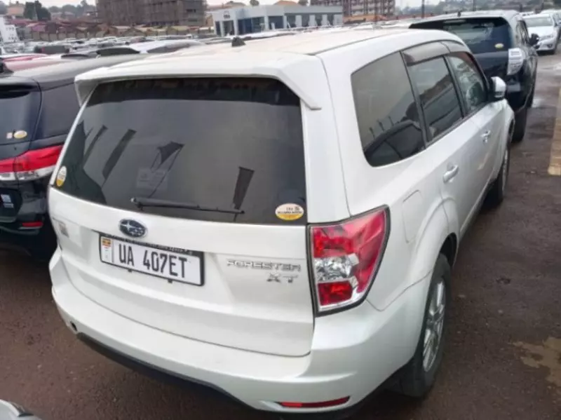 Subaru Forester   - 2011
