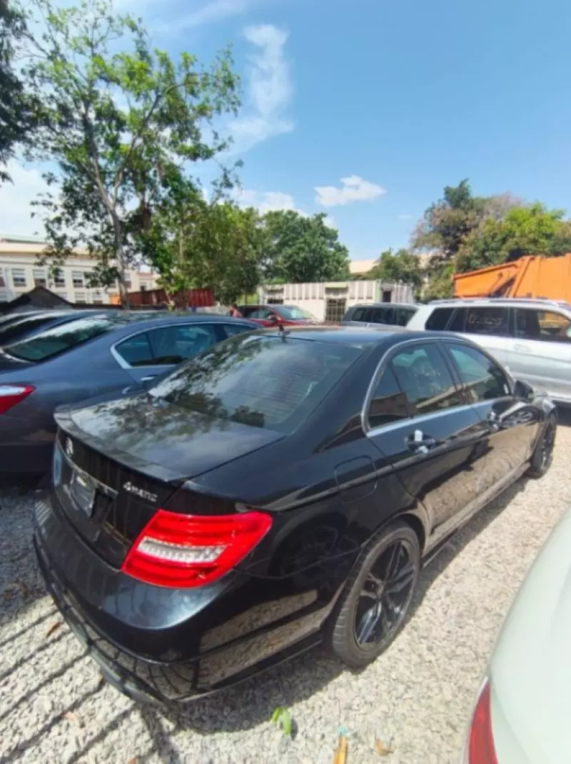 Mercedes-Benz C 300   - 2013