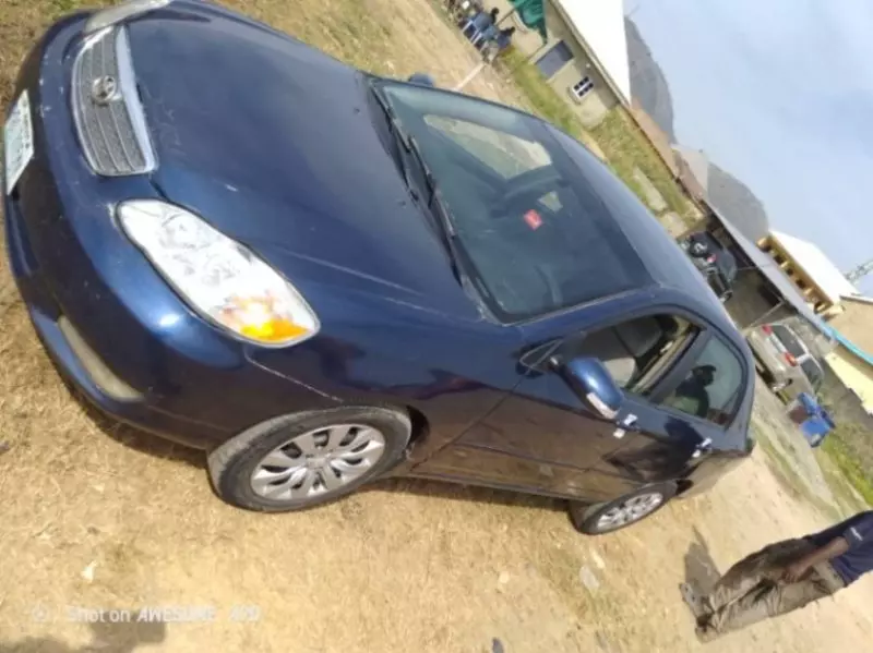 Toyota Corolla   - 2007