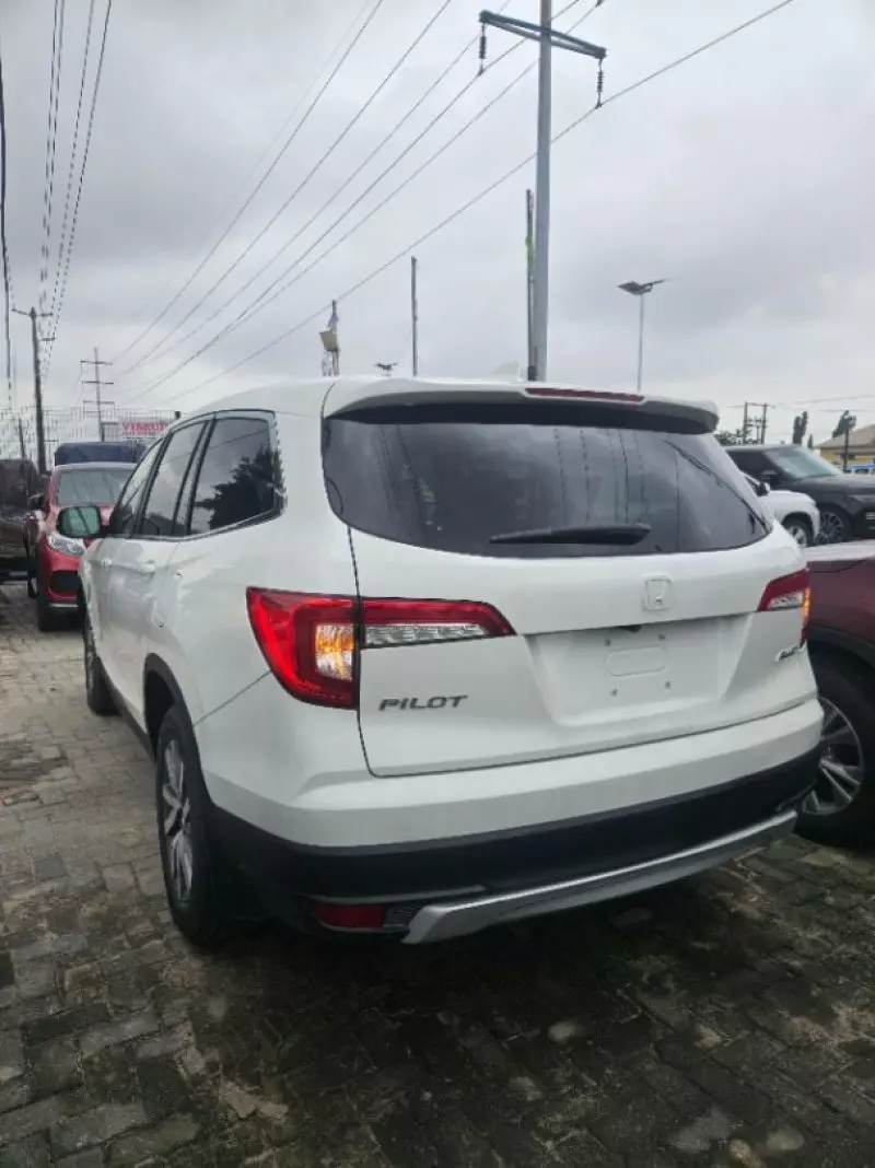 Honda Pilot   - 2019