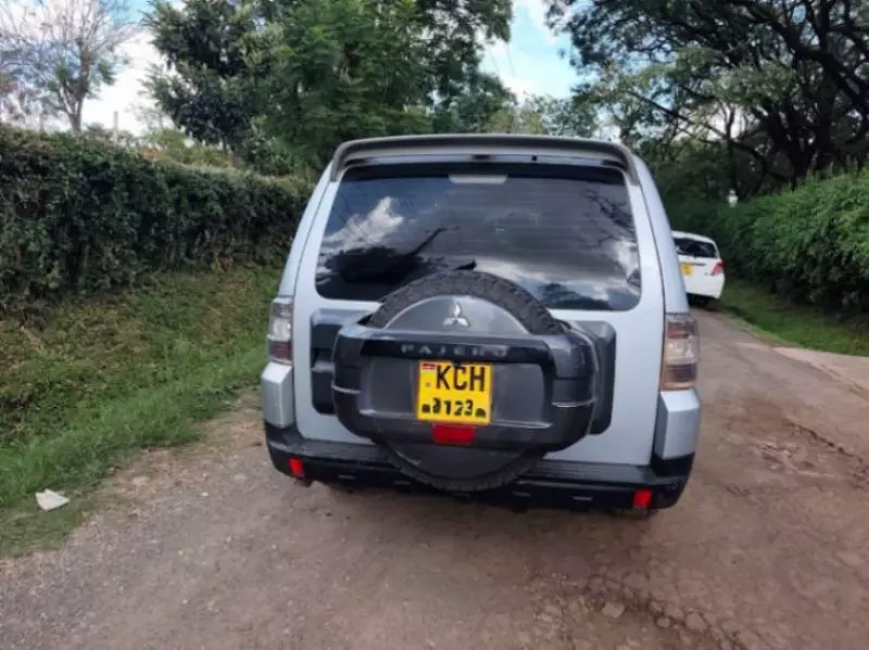 Mitsubishi Pajero Exceed - 2009