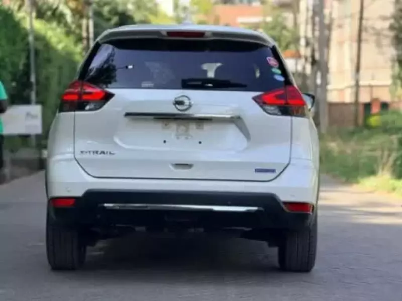 Nissan X-Trail   - 2018