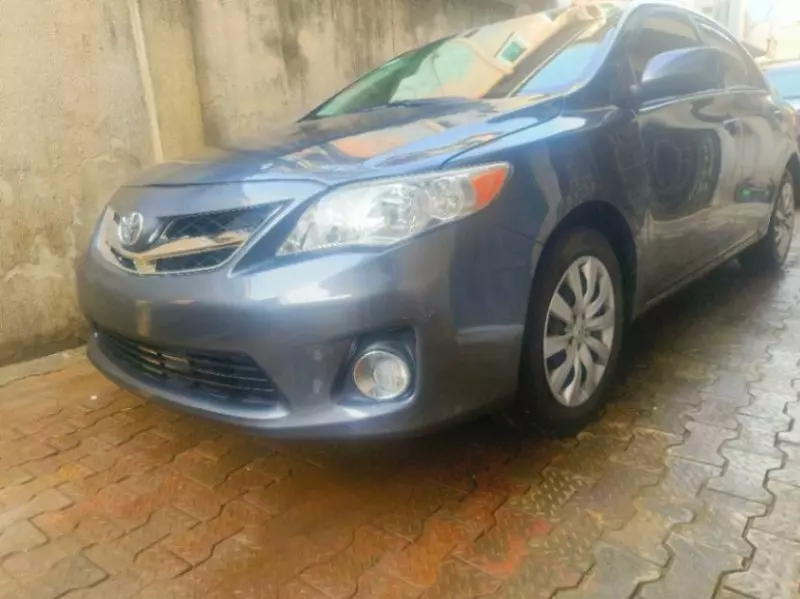 TOYOTA Corolla   - 2012