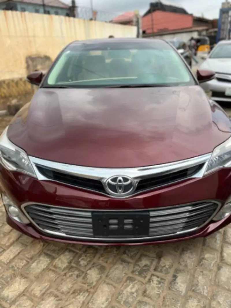 TOYOTA Avalon   - 2013