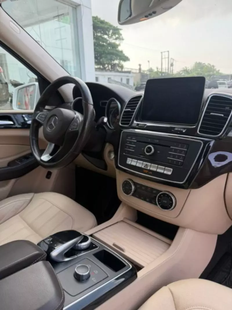 Mercedes-Benz GLE 350   - 2017