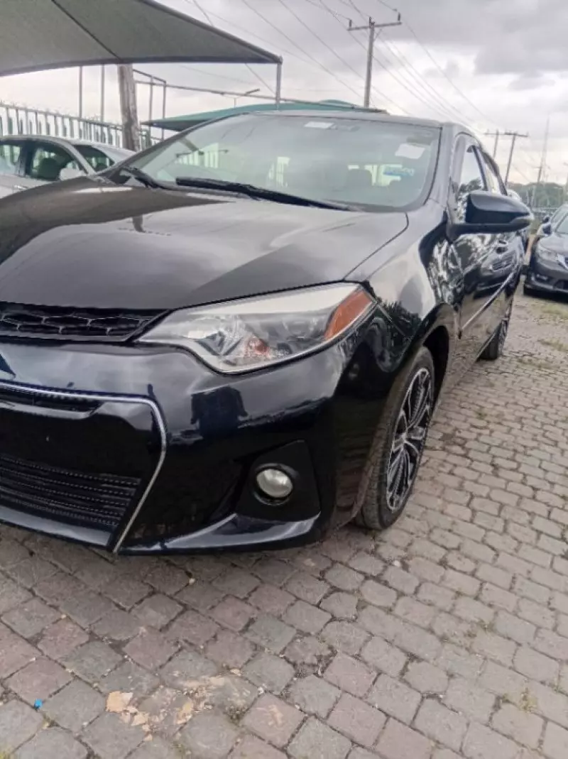 TOYOTA Corolla   - 2014