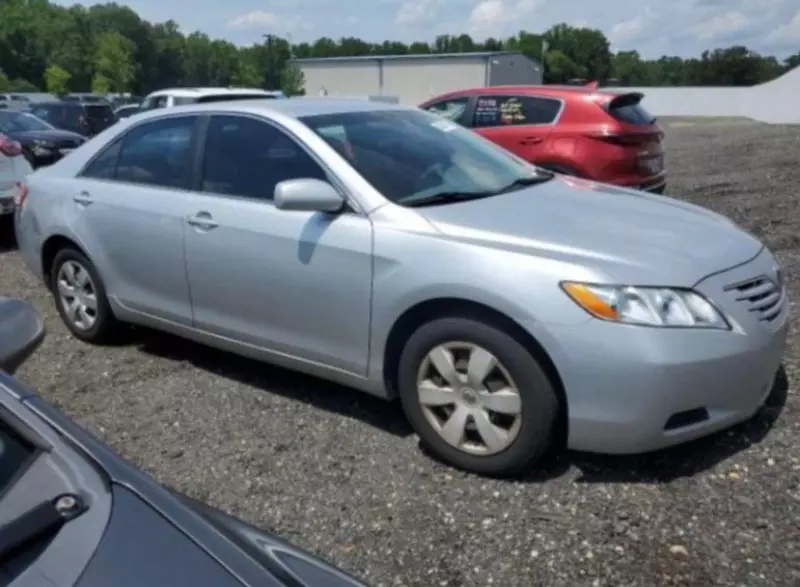 TOYOTA Camry - 2009