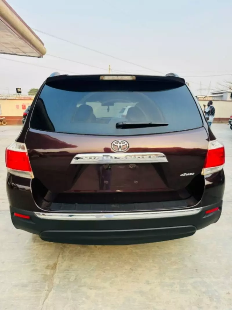 TOYOTA Highlander - 2013