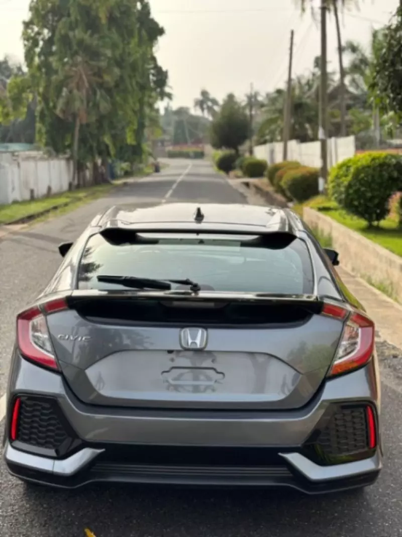 Honda Civic   - 2018