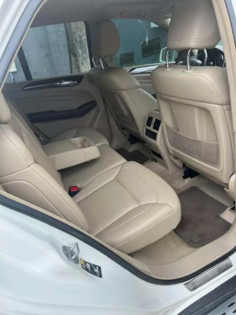 Mercedes-Benz ML 350   - 2012